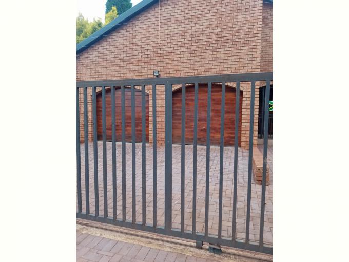 3 Bedroom House for Sale For Sale in Centurion Central - MR551198