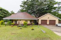 2 Bedroom 2 Bathroom House for Sale for sale in Umtentweni