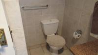 Bathroom 1 - 7 square meters of property in Van Riebeeckpark