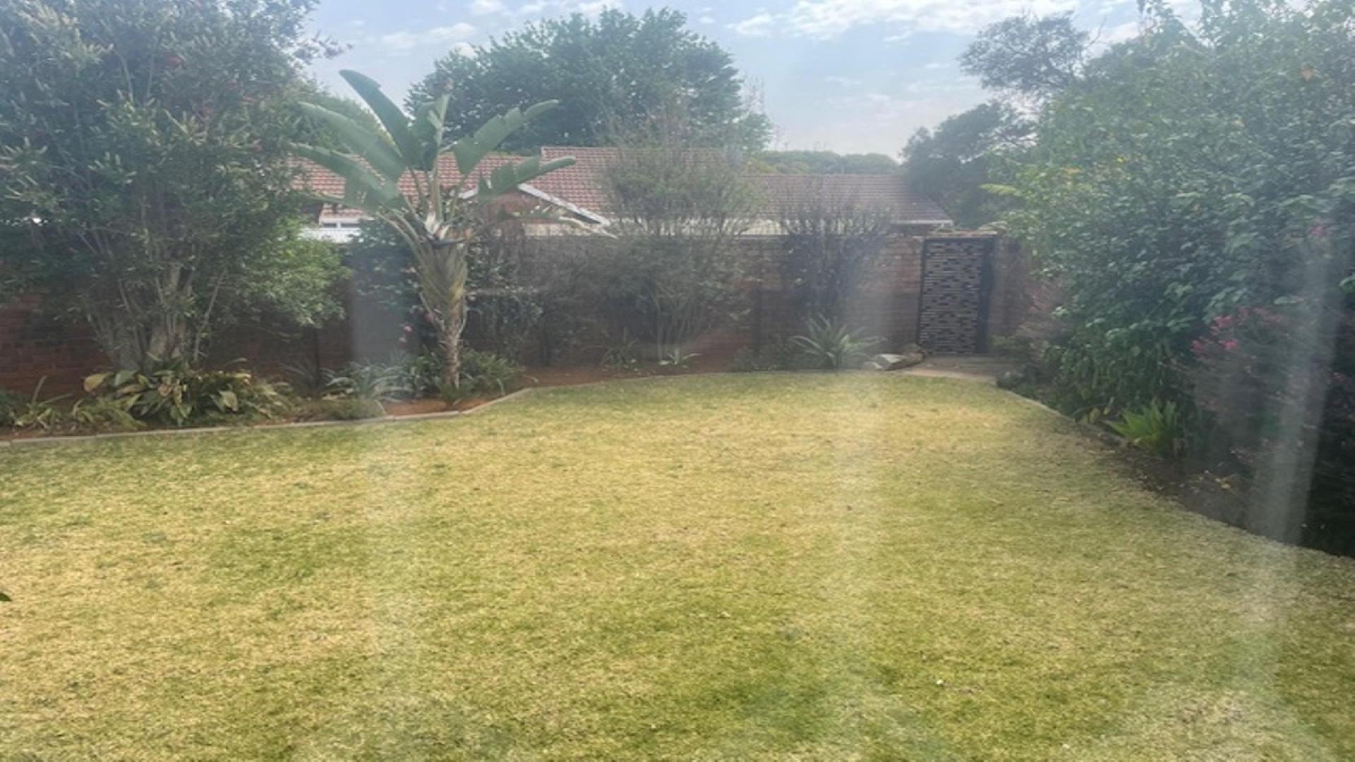 Backyard of property in Birchleigh North