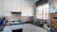 Kitchen - 7 square meters of property in Magalieskruin