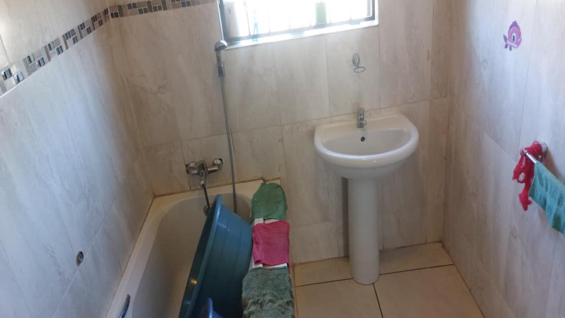 Bathroom 3+ of property in Culturapark