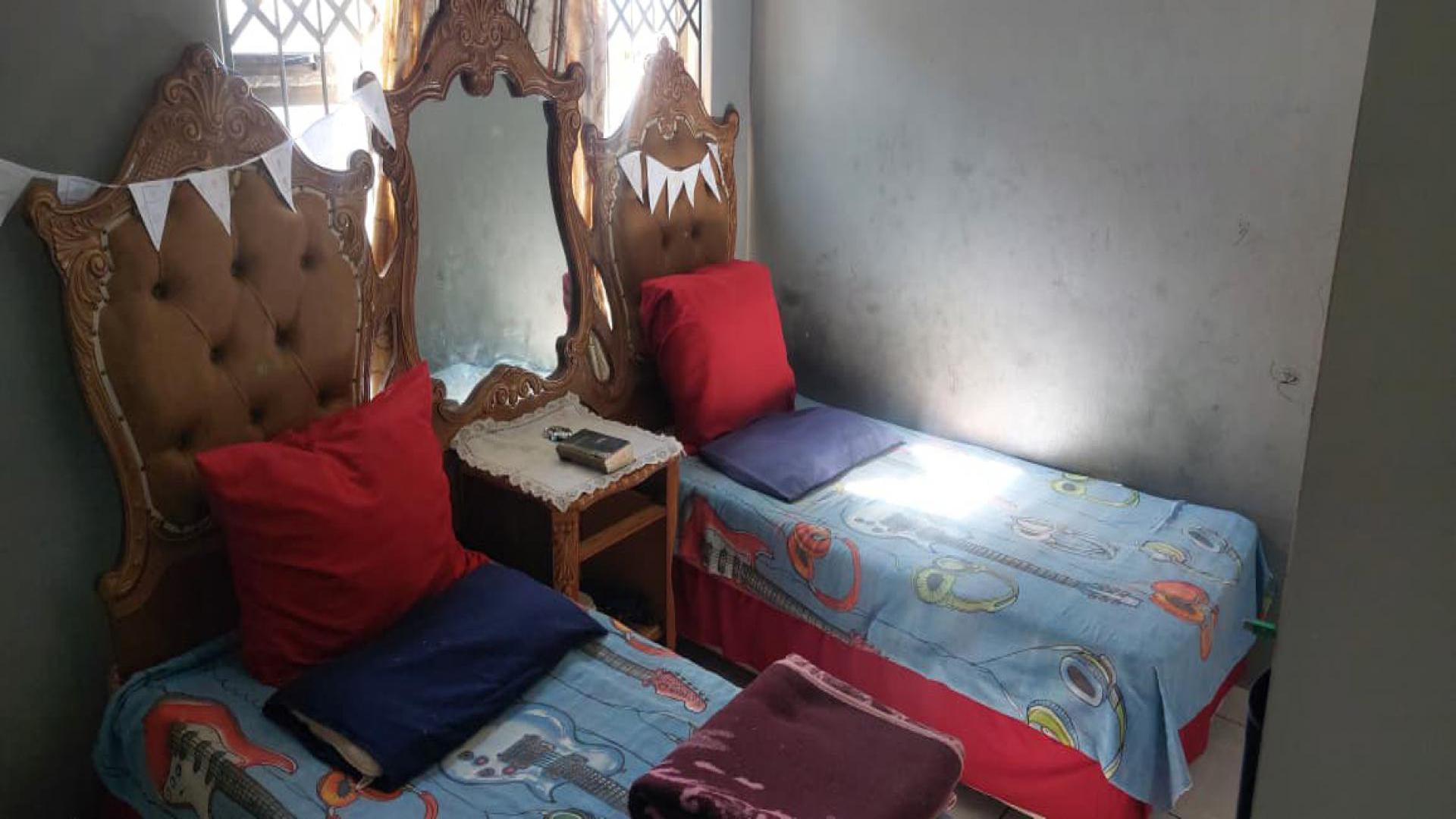 Bed Room 3 - 15 square meters of property in Culturapark