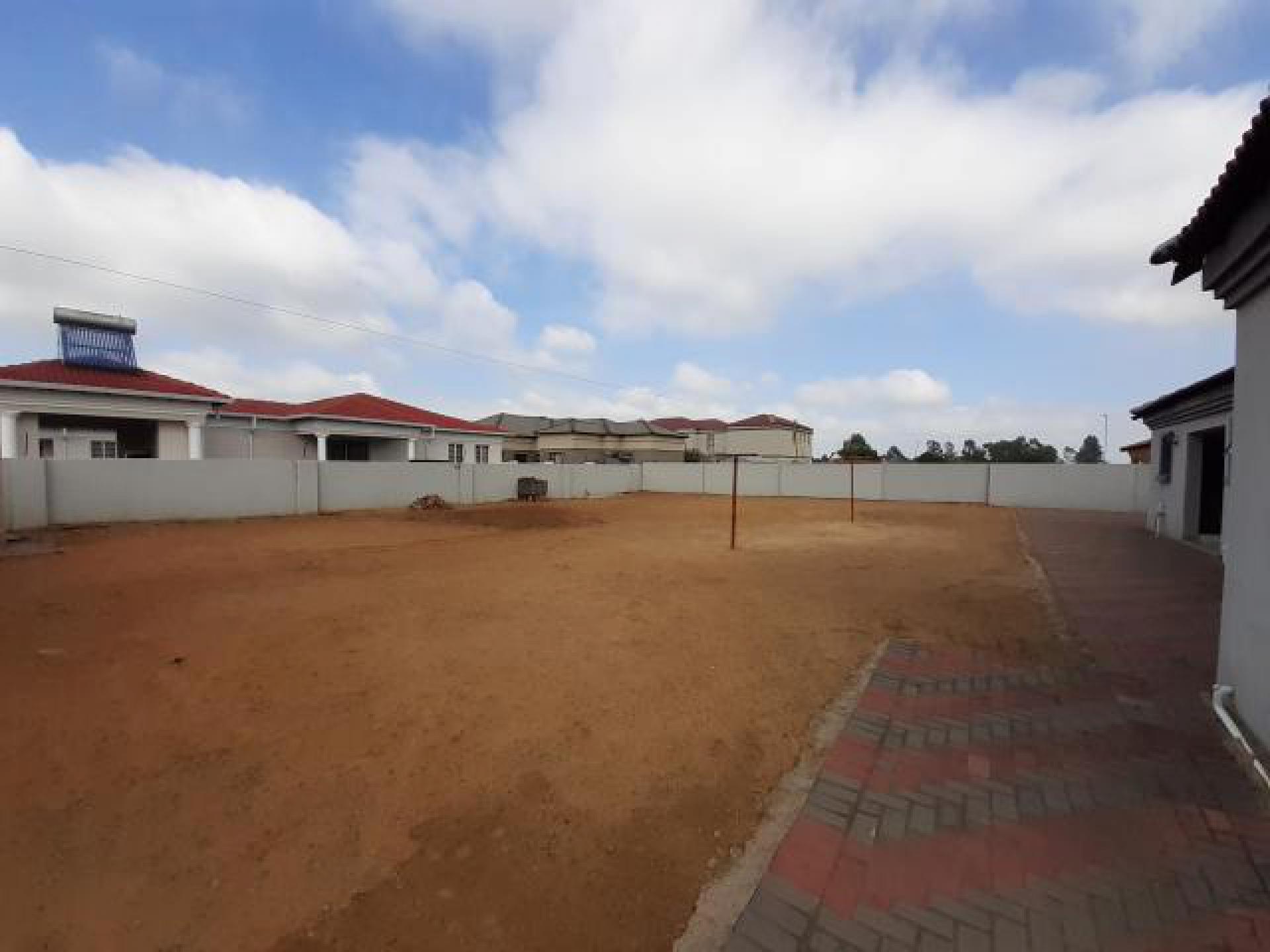 Backyard of property in Culturapark