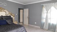 Main Bedroom - 23 square meters of property in Culturapark