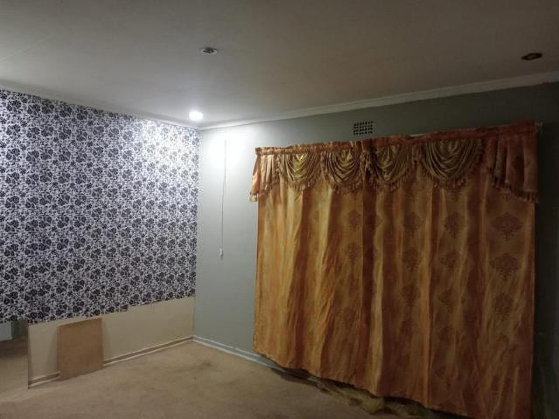 Bed Room 2 of property in Bedelia