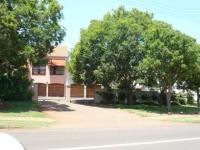 Front View of property in Lynnwood