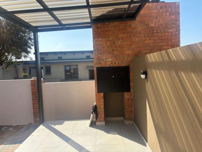 3 Bedroom House for Sale For Sale in Ben Fleur - MR554071