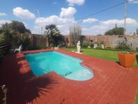  of property in Parys