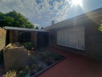  of property in Parys