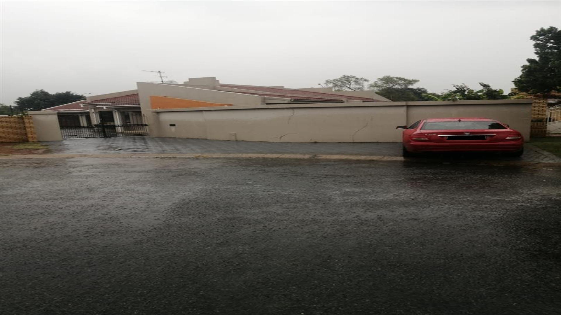 Front View of property in Carletonville