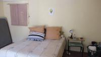 Main Bedroom - 40 square meters of property in Lenasia South