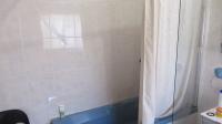 Main Bathroom - 11 square meters of property in Lenasia South