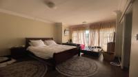 Main Bedroom of property in Bendor
