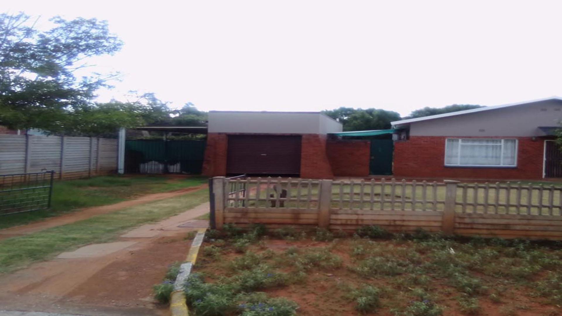 FNB Bank Owned 3 Bedroom House for Sale in Koffiefontein - M