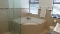 Bathroom 2 of property in Simbithi Eco Estate