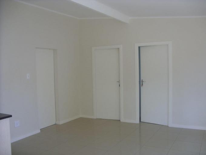 2 Bedroom Apartment to Rent in Prestbury - Property to rent - MR555699