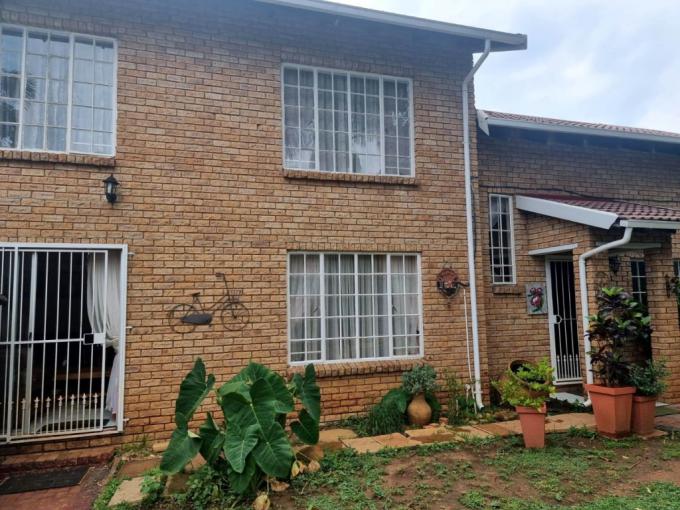 5 Bedroom House for Sale For Sale in Rustenburg - MR555798