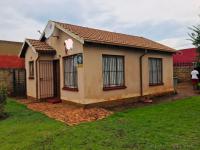 3 Bedroom 1 Bathroom House for Sale for sale in Protea Glen