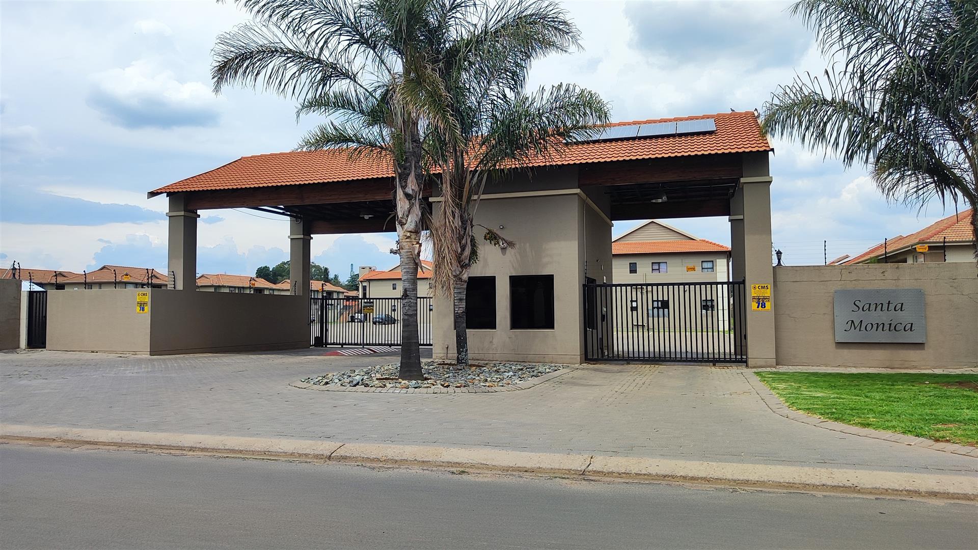 Front View of property in Brentwood Park