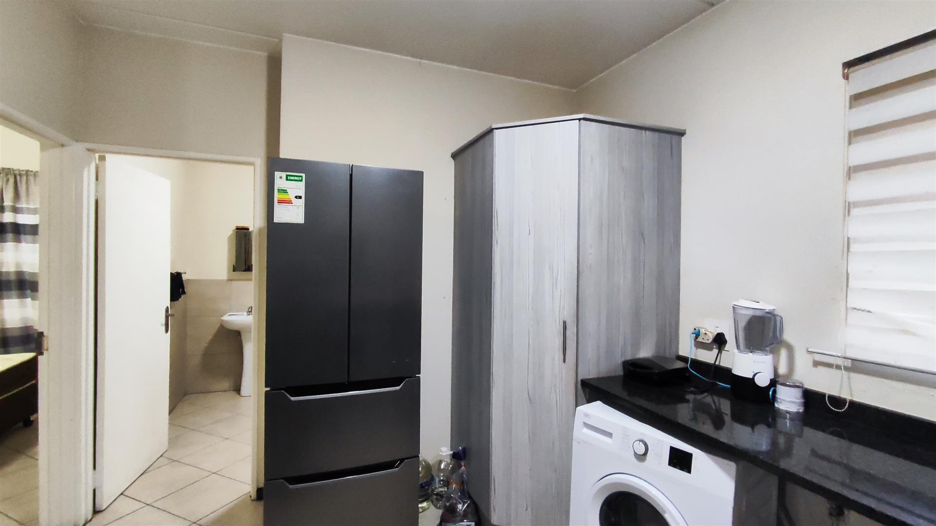 Kitchen - 14 square meters of property in Brentwood Park