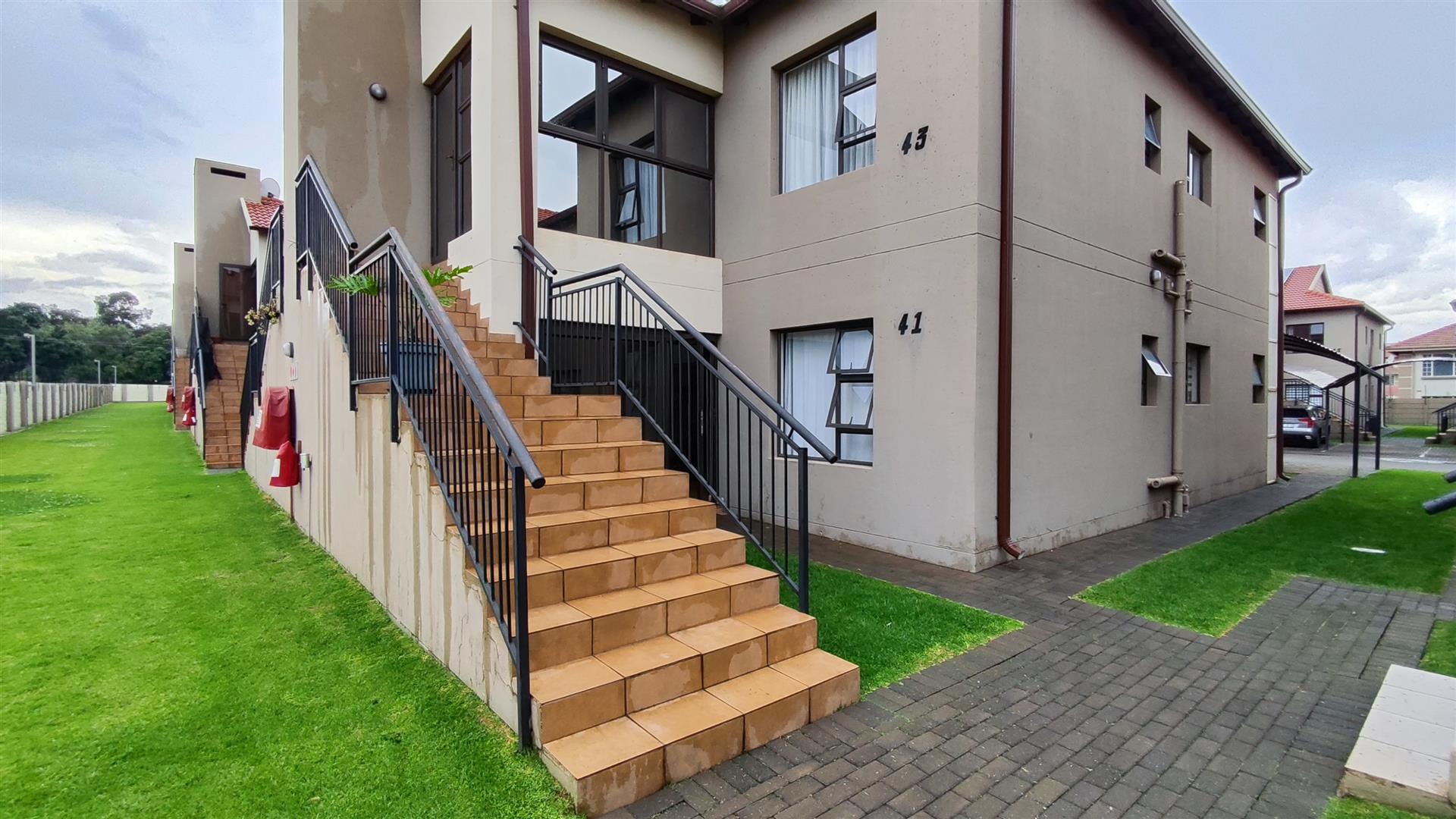 Front View of property in Brentwood Park