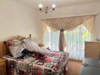 Bed Room 1 of property in Waterkloof Ridge