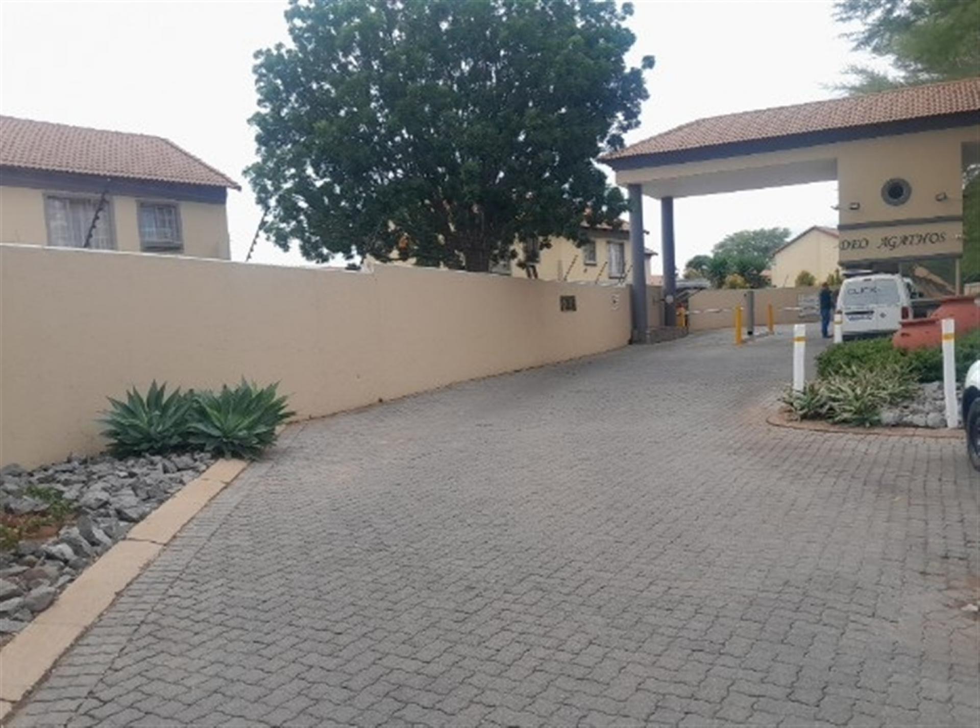 Front View of property in Annlin