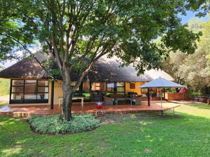 4 Bedroom House for Sale For Sale in Hartbeespoort - MR556523