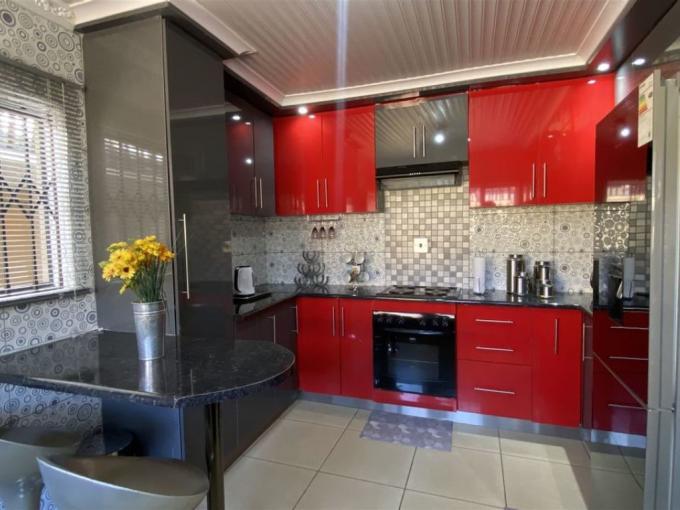 3 Bedroom House for Sale For Sale in Tsakane - MR556586