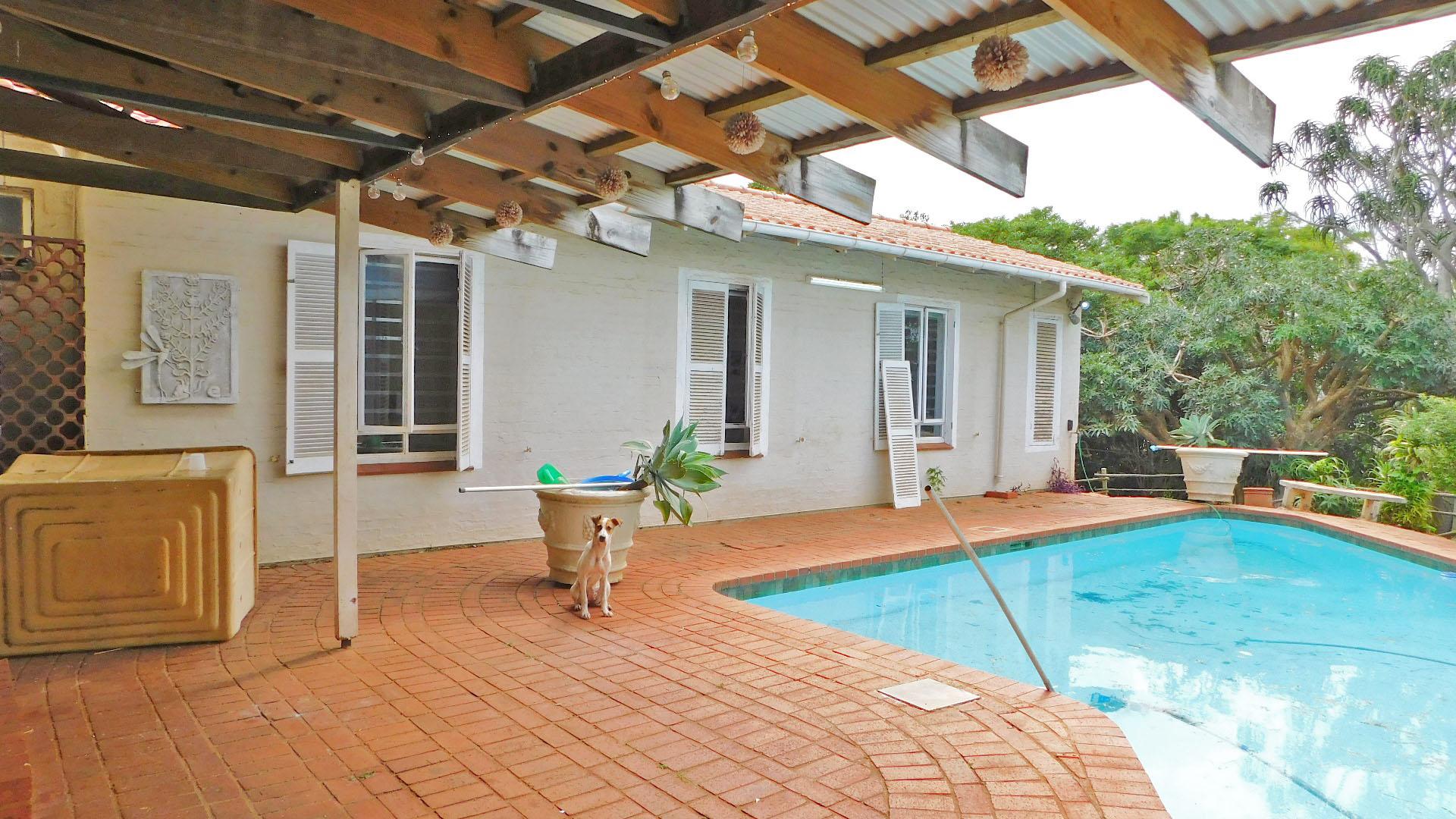 Patio - 30 square meters of property in Cato Manor 