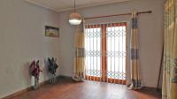 Dining Room - 15 square meters of property in Cato Manor 