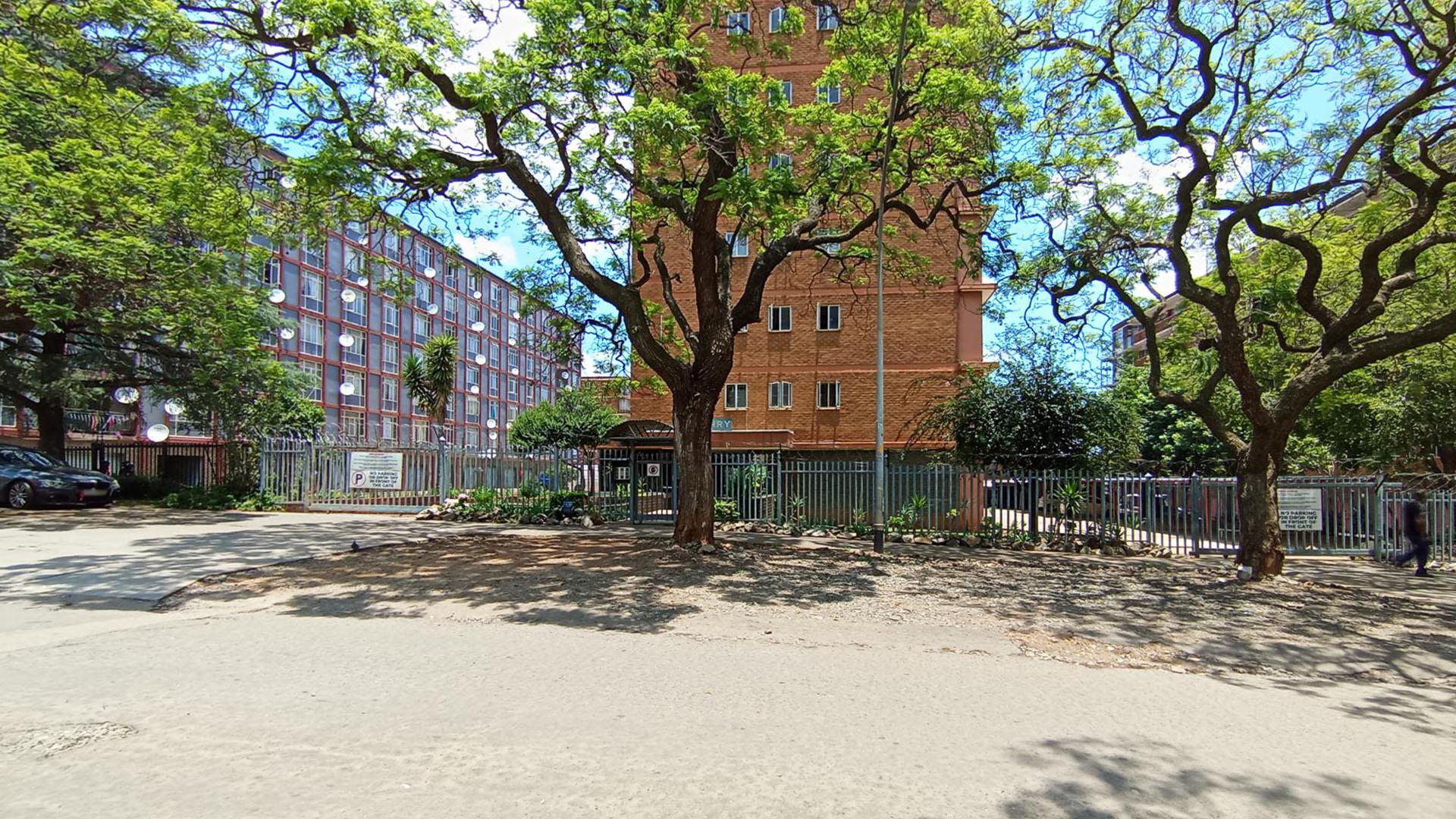 Front View of property in Muckleneuk