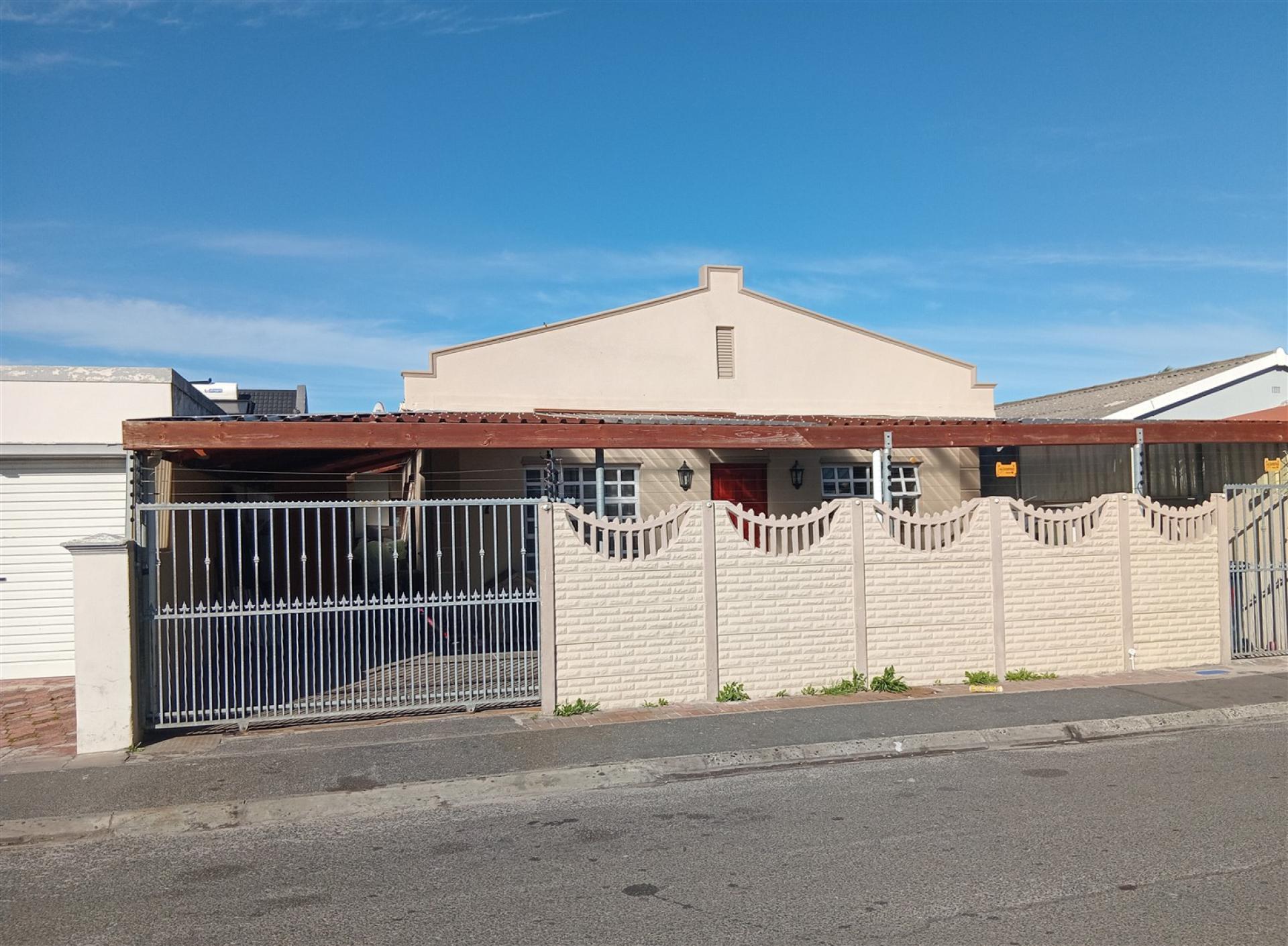 Front View of property in Grassy Park