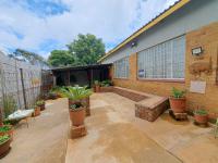 4 Bedroom 3 Bathroom House for Sale for sale in Derby
