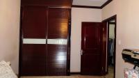 Bed Room 1 - 13 square meters of property in Summerset