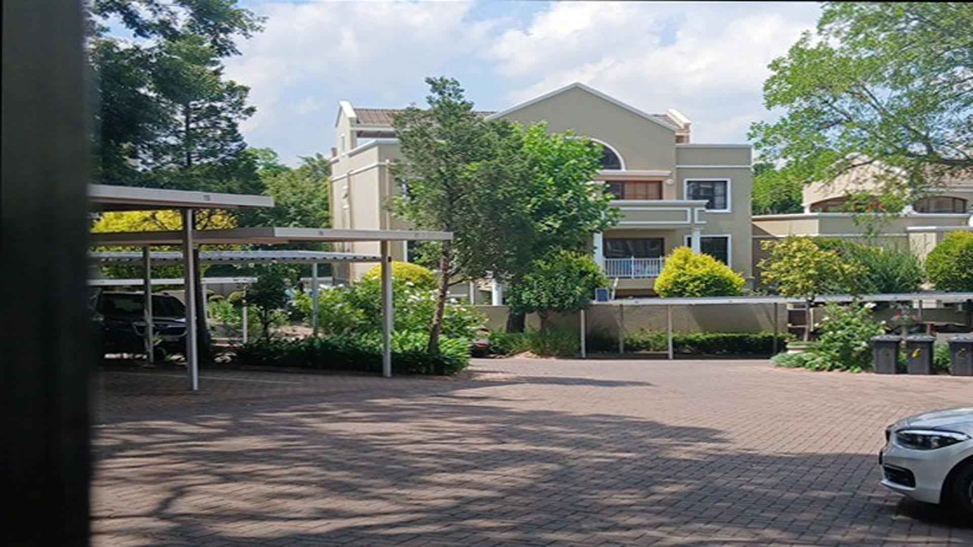 Front View of property in Saxonwold