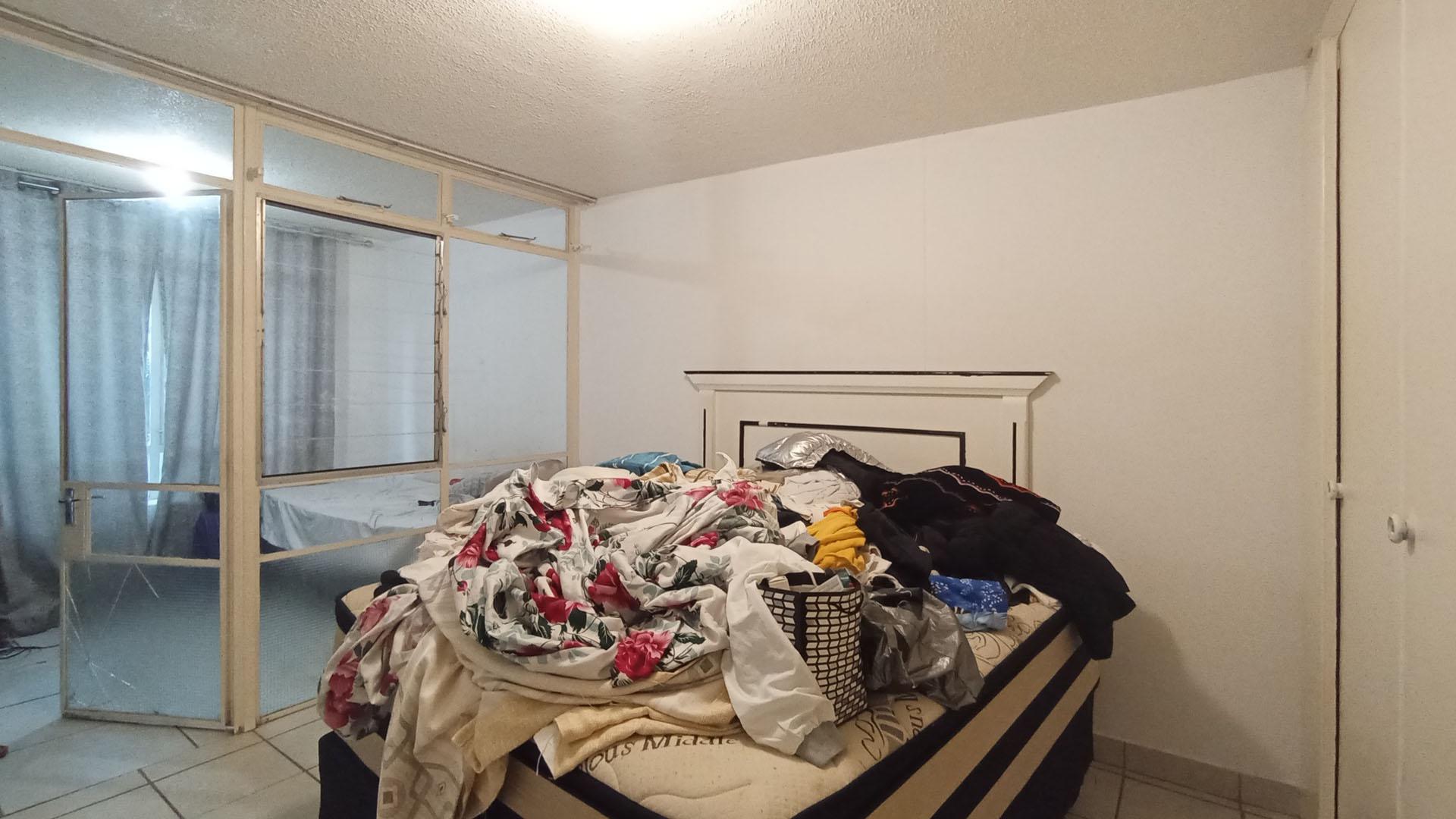 Bed Room 2 - 14 square meters of property in Pretoria North