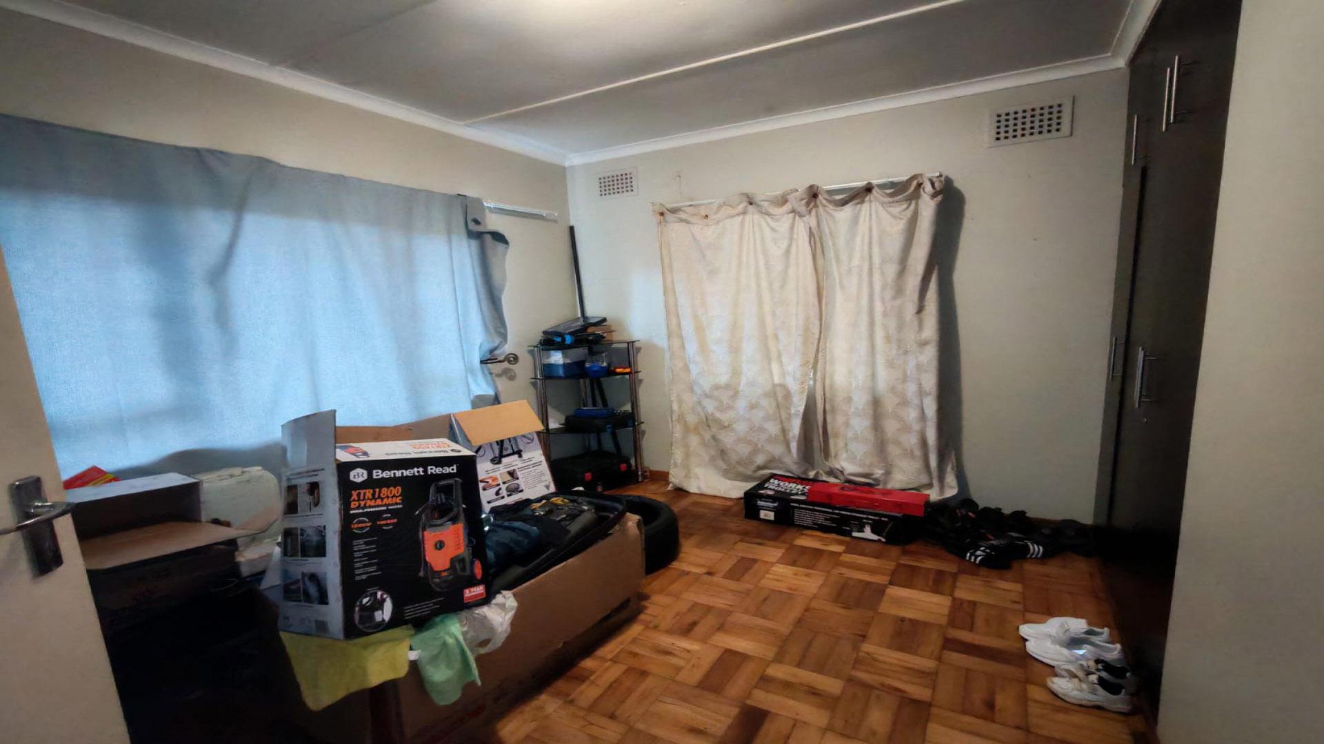 Bed Room 4 of property in Pinetown 