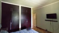 Bed Room 1 - 19 square meters of property in Pinetown 