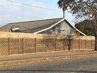 Front View of property in Primrose