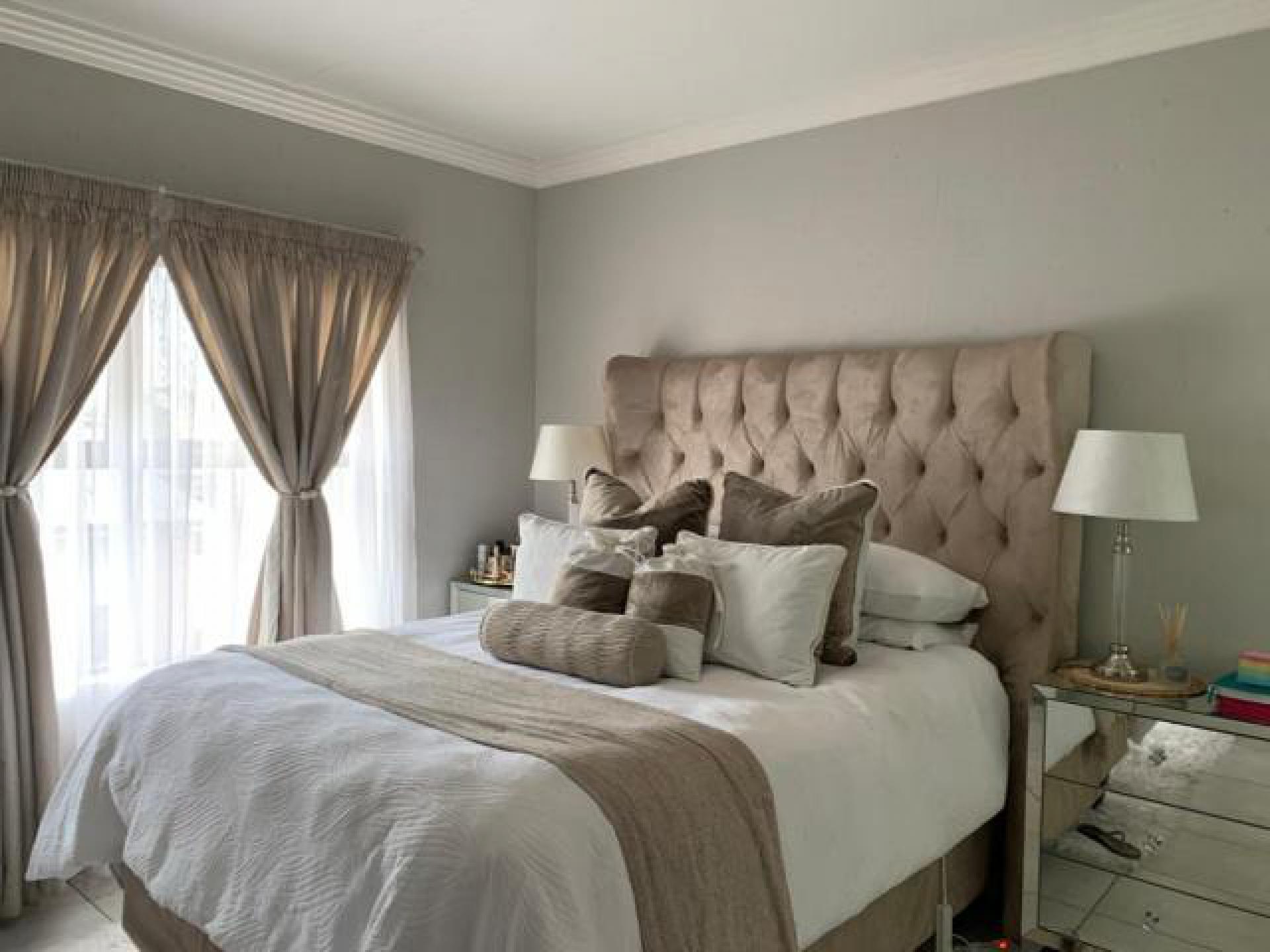 Standard Bank EasySell 2 Bedroom Sectional Title for Sale in