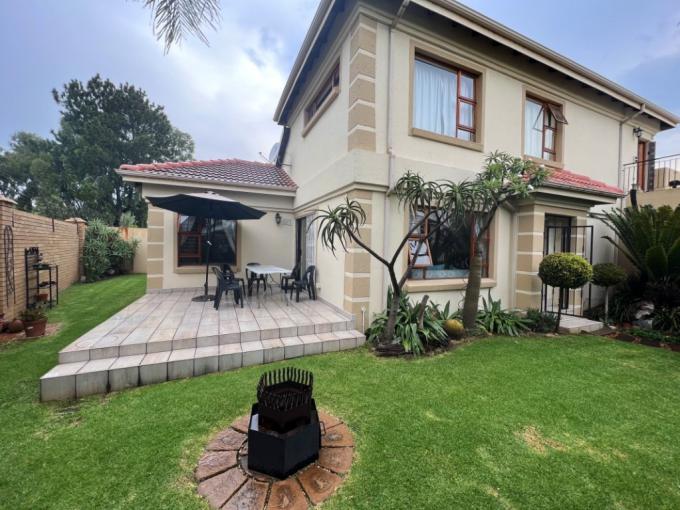 3 Bedroom House for Sale For Sale in Eden Glen MR557899