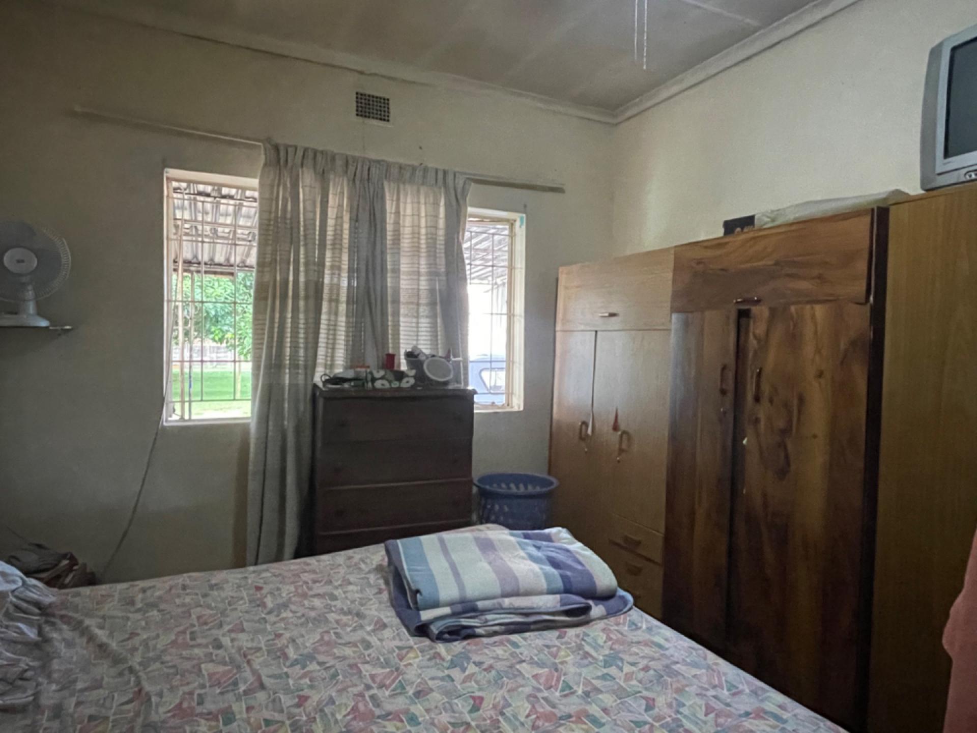 3 Bedroom House for Sale For Sale in Booysens MR557948 M
