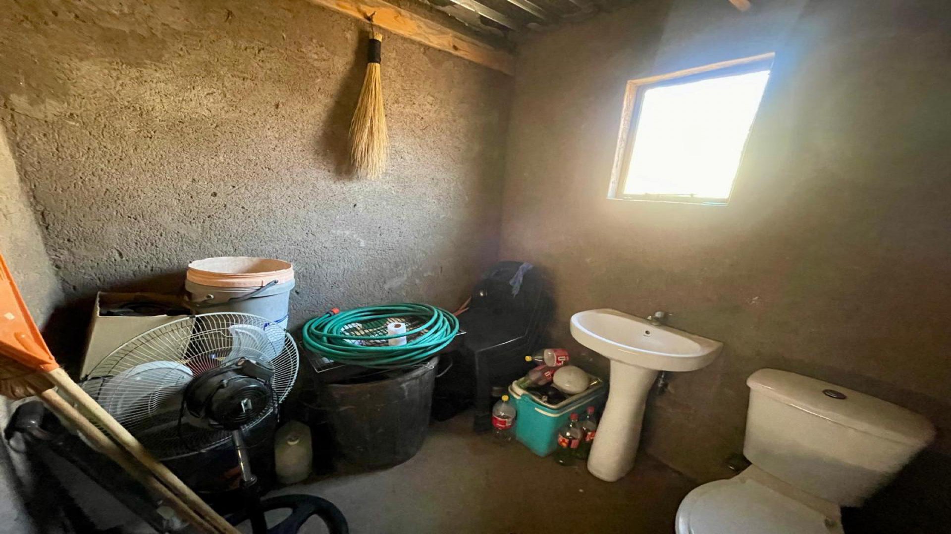 Bathroom 2 of property in Soshanguve