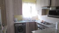 Kitchen - 8 square meters of property in Glen Marais