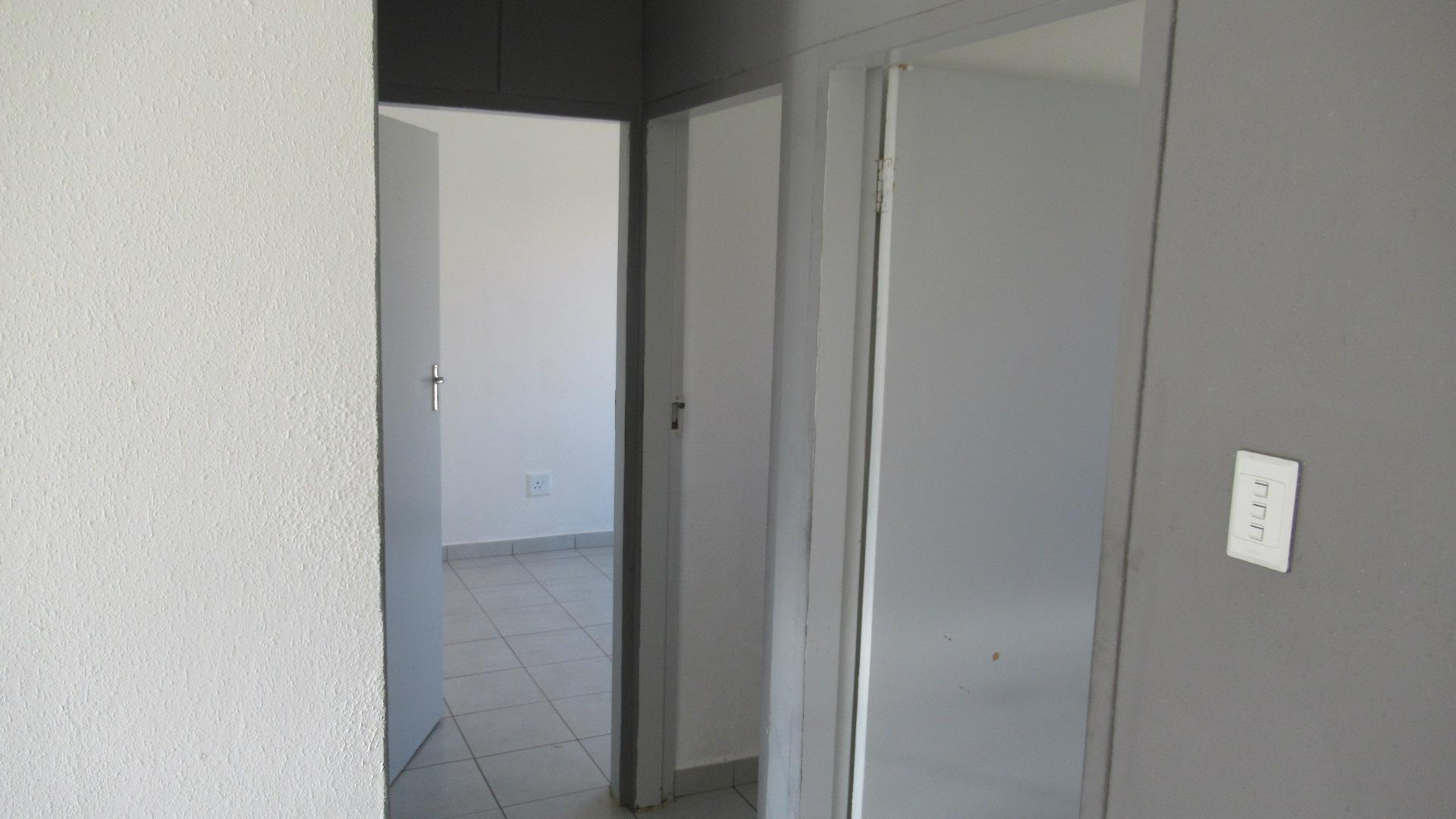 Spaces - 1 square meters of property in Savanna City