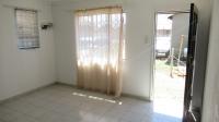 Lounges - 19 square meters of property in Savanna City