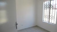 Bed Room 1 - 13 square meters of property in Savanna City