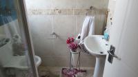 Main Bathroom - 4 square meters of property in Southdowns Estate